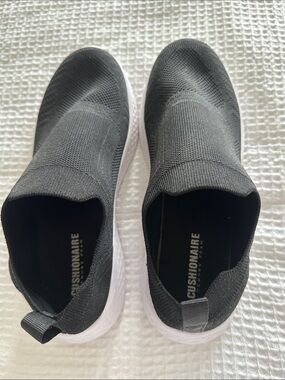 Cushionaire Women's Black Slip-On Athletic Shoes